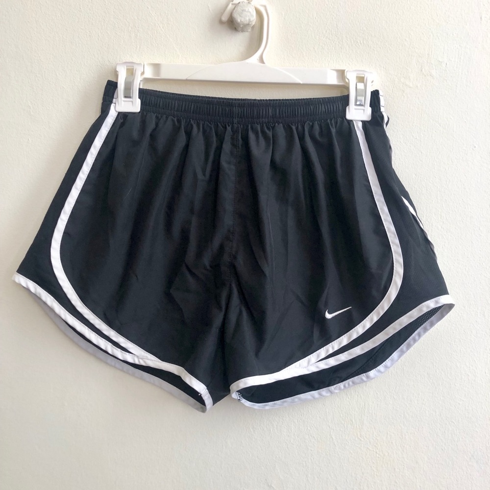 Nike running shorts size S